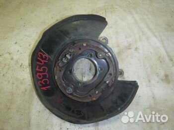 Кулак задний левый 430191CA0A