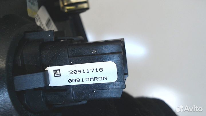 Кнопка запуска двигателя Cadillac SRX, 2011