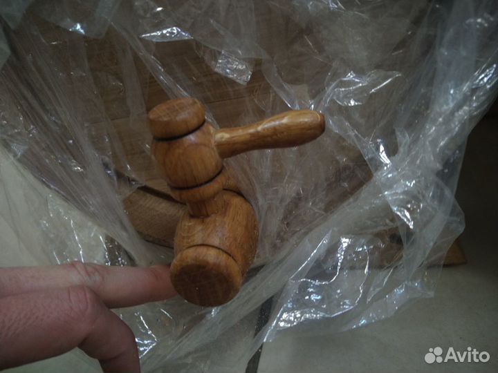 Дубoвая бoчкa для выдержки aлкоголя