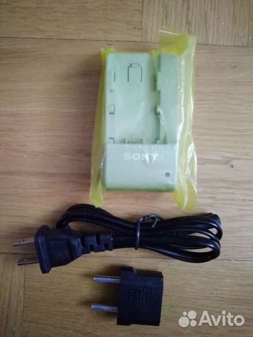 Зарядное устройство для видеокамеры Sony