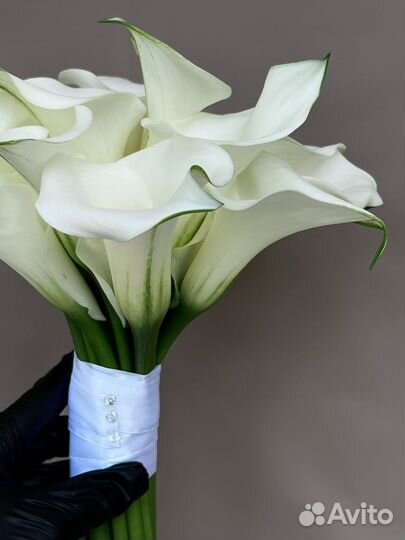 Каллы свадебный букет