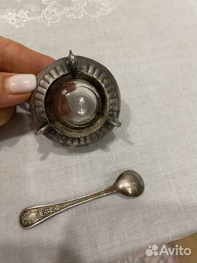 Солонка мельхиоровая с ложечкой