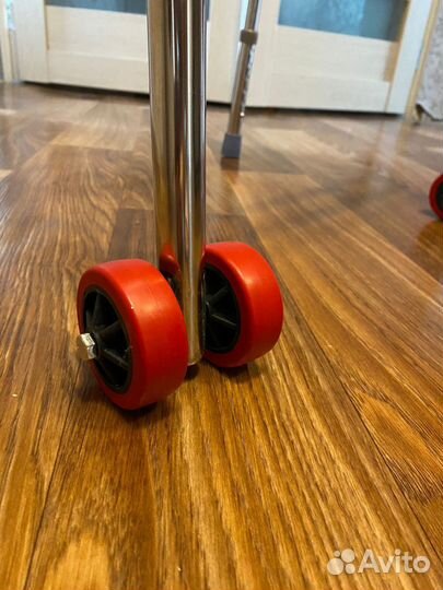 Ходунки для взрослых инвалидов