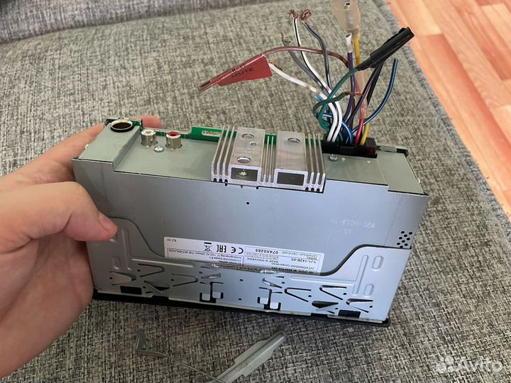 Магнитола Kenwood KMM-105