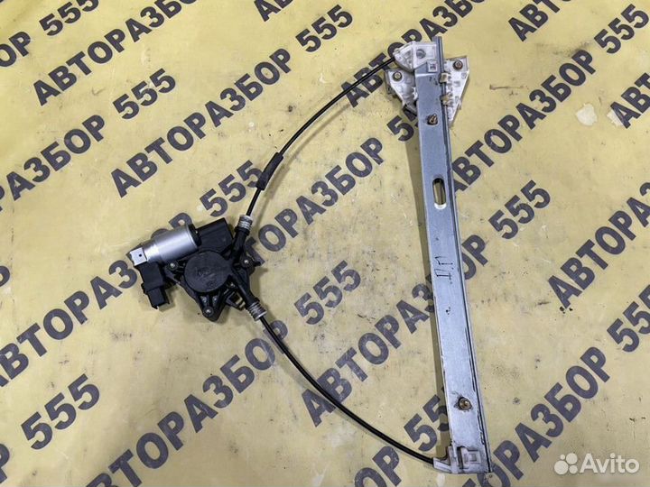 Стеклоподъемник передний правый Mazda 3 BK