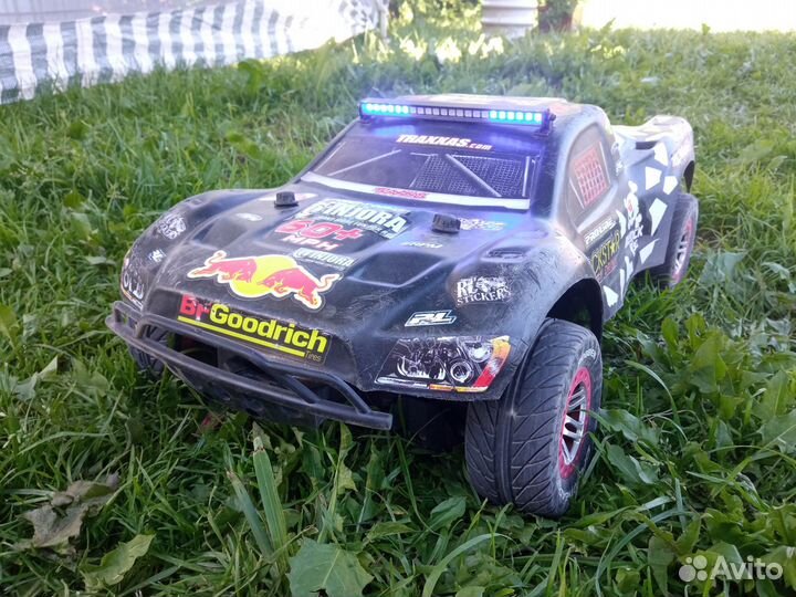 Traxxas slash 4*4