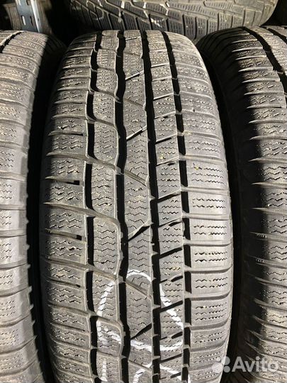 Continental ContiWinterContact TS830 P SSR 215/65 R17 99T