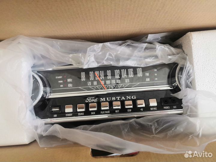 Виниловый проигрыватель