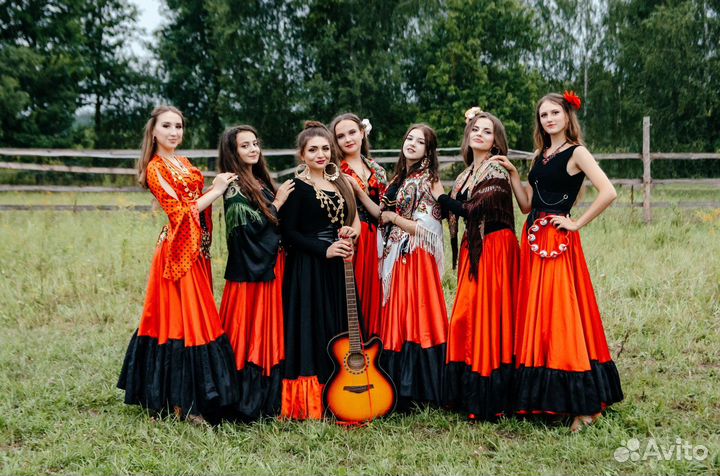 Артисты на праздник