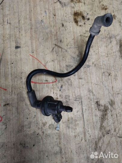 Клапан вентиляции топливного бака Опель Астра Н