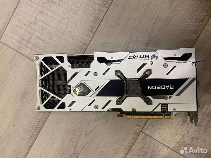 Sapphire AMD Radeon RX 6700 XT nitro+