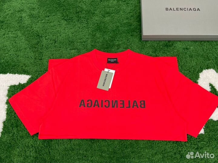 Футболка balenciaga