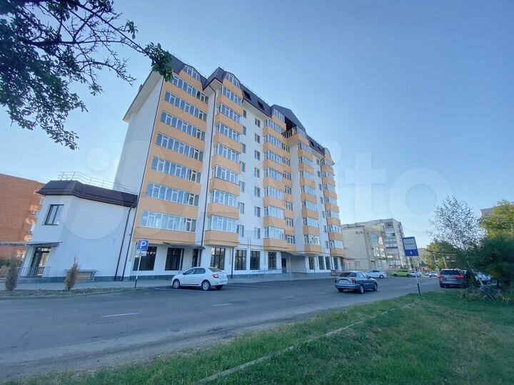 2-к. квартира, 71 м², 3/8 эт.