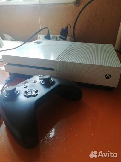 Xbox One s 1tb возможен обмен