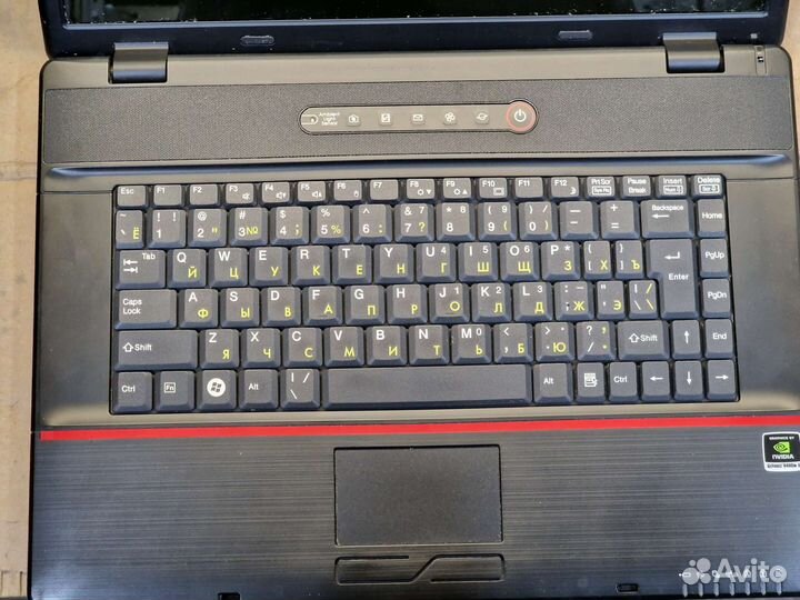 Ноут RoverBook Pro 552 RBP552 (не включается)
