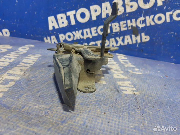 Замок капота Lifan Solano седан 2011