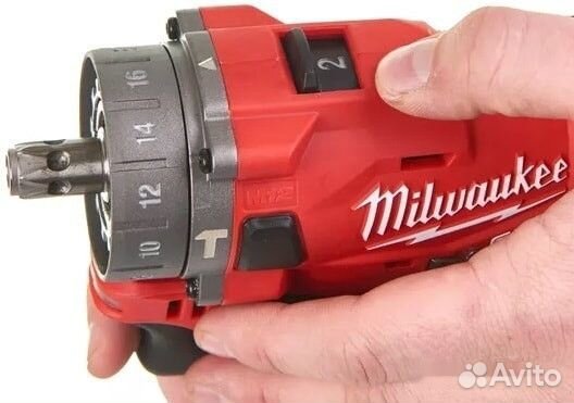 Ударная дрель-шуруповерт Milwaukee M12 fpdxkit-202