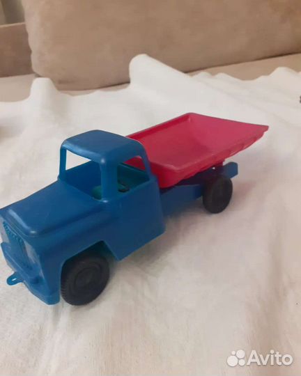 Машина самосвал СССР