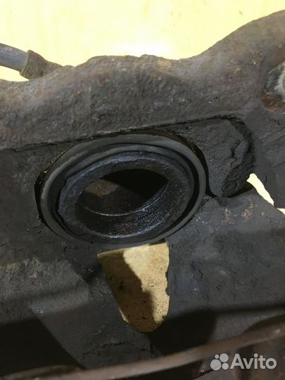 Суппорт передний левый Opel Astra H