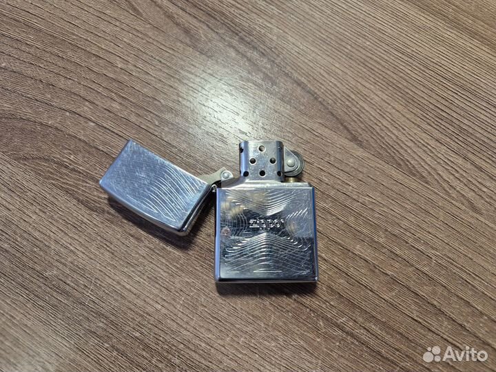 Зажигалка бензиновая Zippo