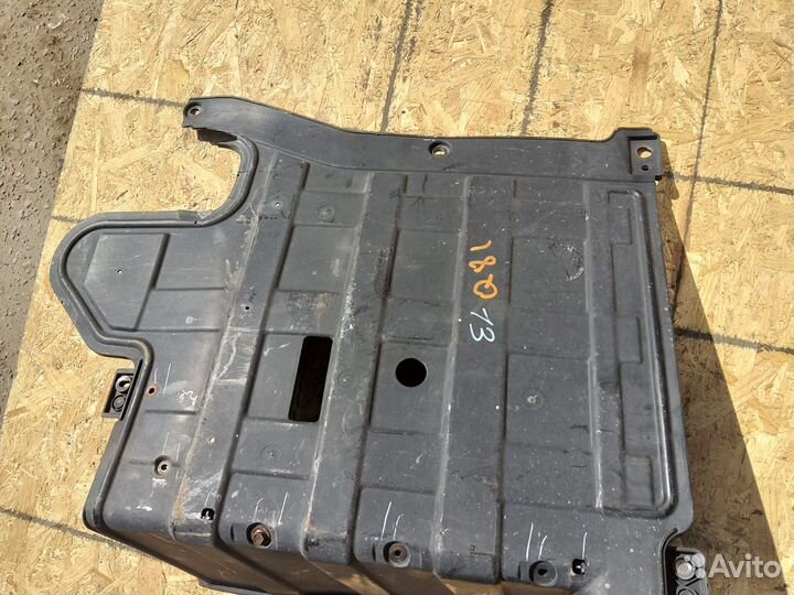 Пыльник двигателя боковой Kia Optima III