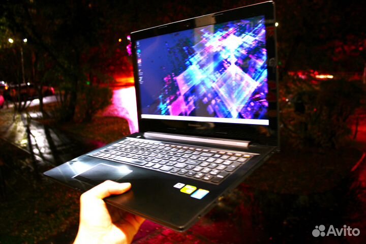 Ноутбук Lenovo на Core i7 и 12гб озу (Б/У)