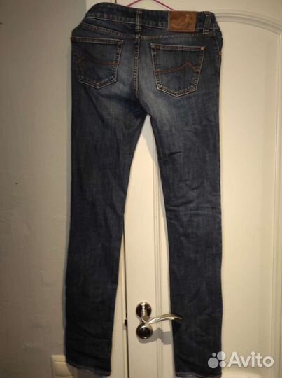 Джинсы женские