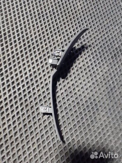 Накладка на дверь передняя левая Volkswagen Jetta