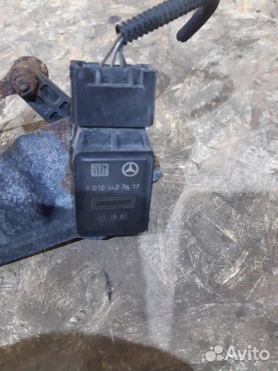 Датчик высоты дорожного просвета передний правый