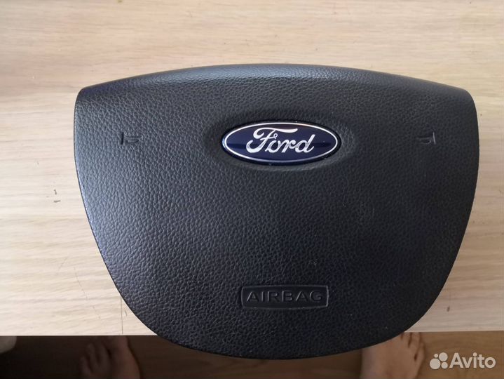 Подушка безопасности водителя Ford