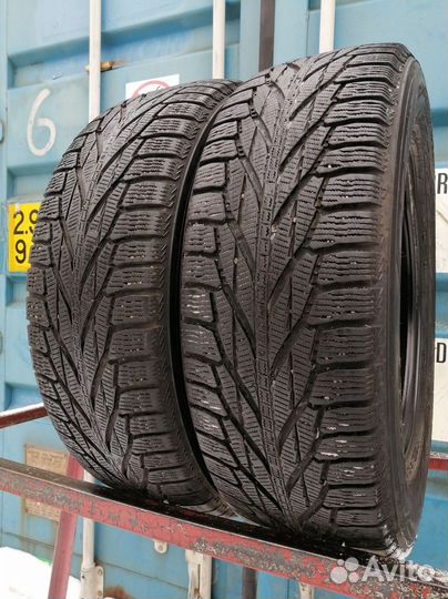 Nokian Tyres Hakkapeliitta R2 SUV 235/65 R17 108R