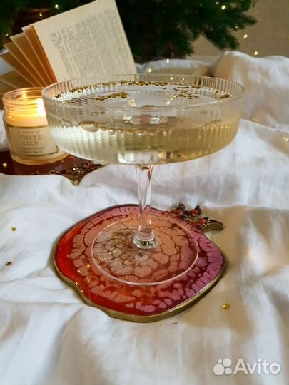 Подстаканники и блюдо ручной работы из смолы