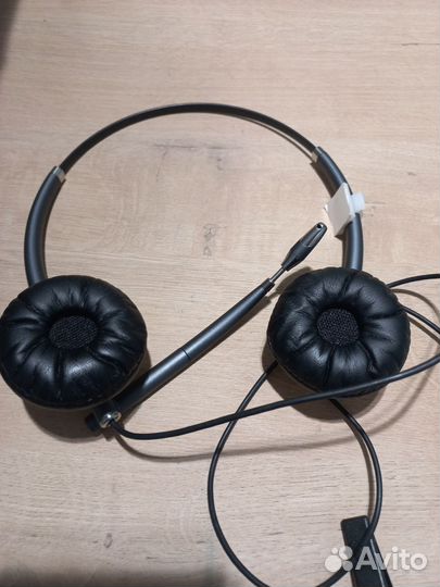 Гарнитура профессиональная plantronics