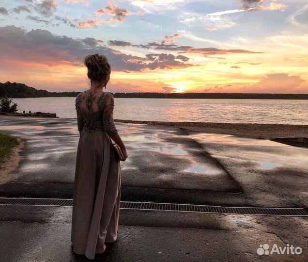 Платье