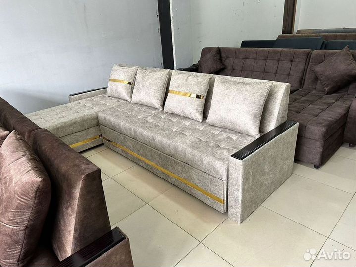Угловой диван в наличии не б/у