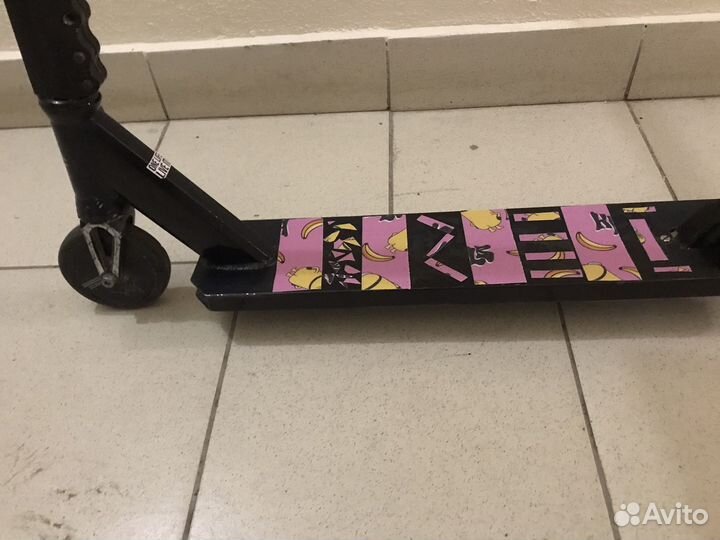 Трюковой самокат стрит