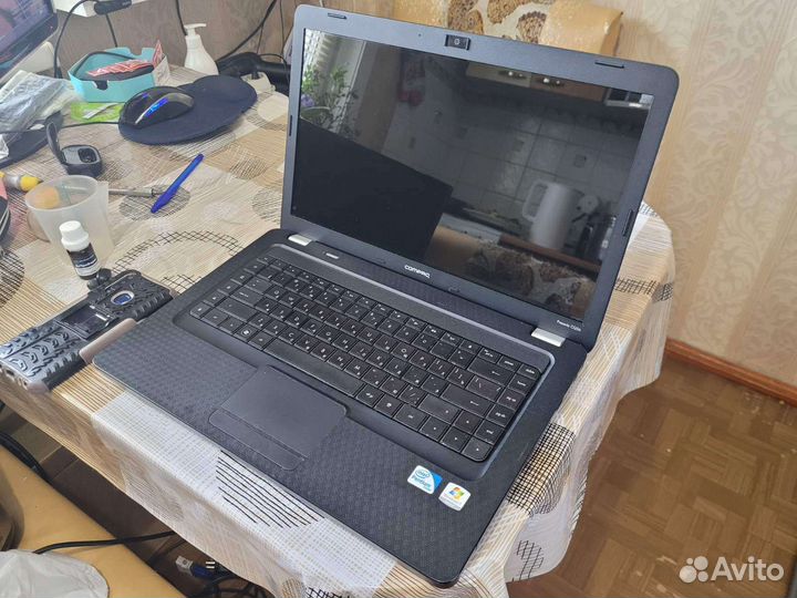 Ноутбук HP Compaq