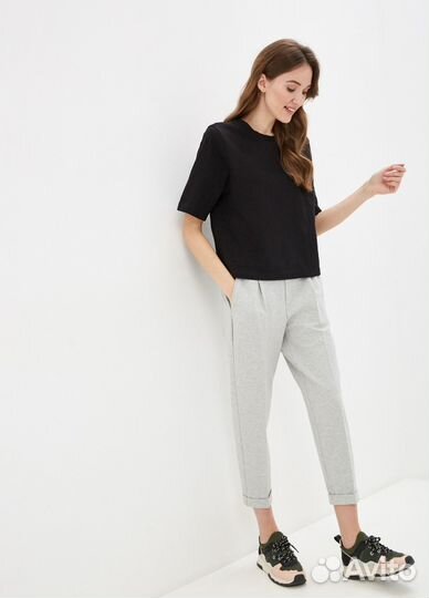 Новая футболка united colors of benetton S