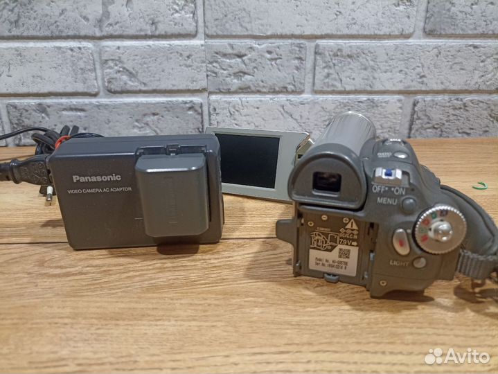 Видеокамера Panasonic nv-gs57