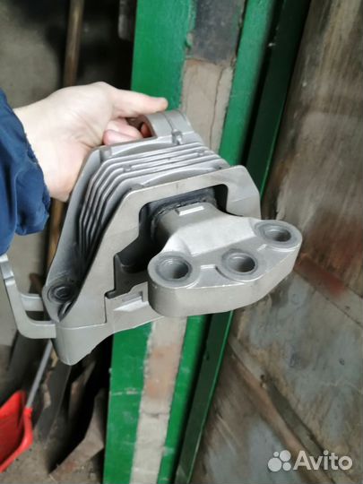 Опора двигателя опель астра j