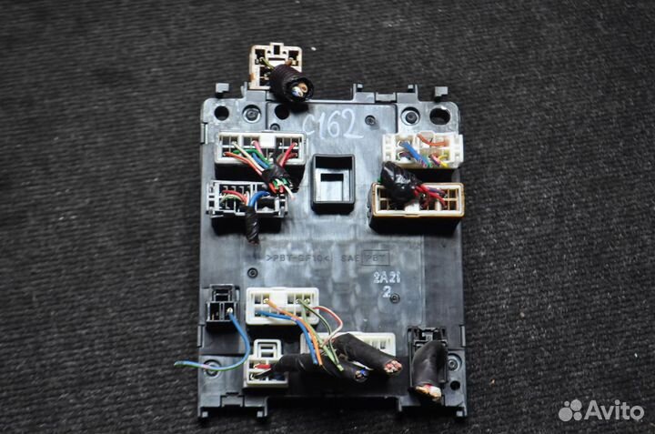 Блок предохранителей nissan patrol Y61