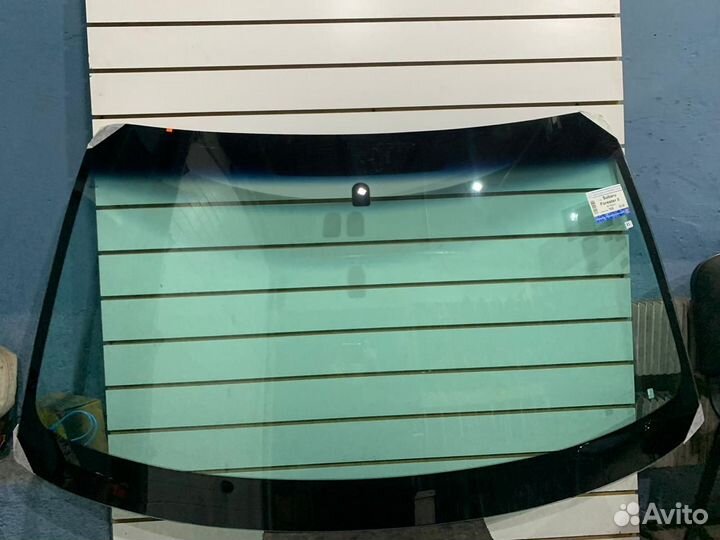 Лобовое стекло Bmw e36 Бмв е36