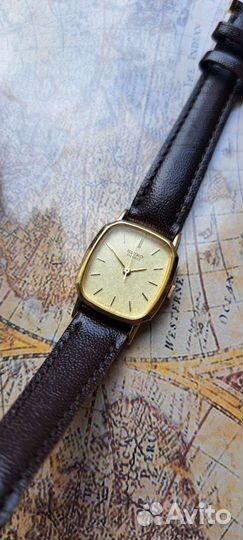 Часы seiko quartz