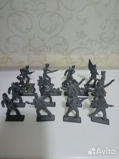 Оловянные солдатики