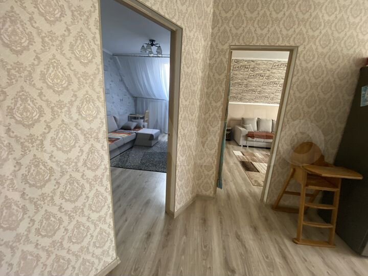 2-к. квартира, 54 м², 3/3 эт.
