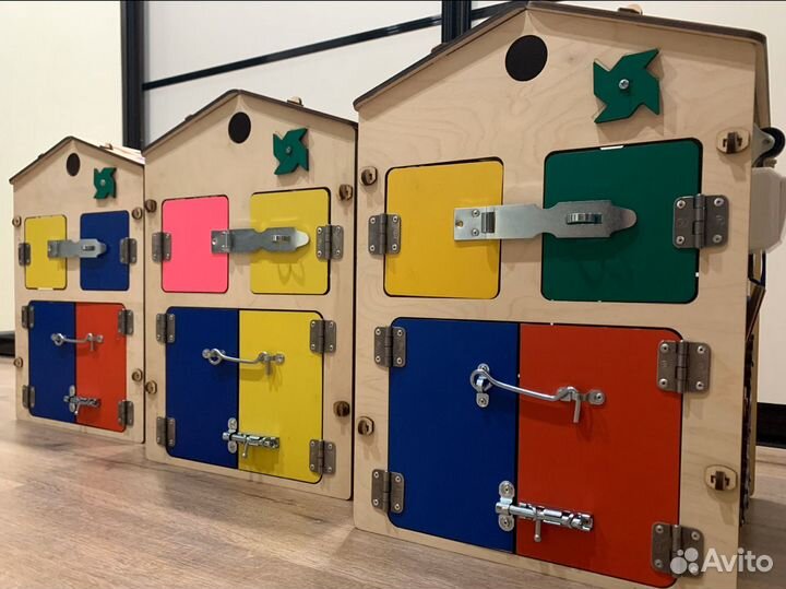 Бизиборд домик