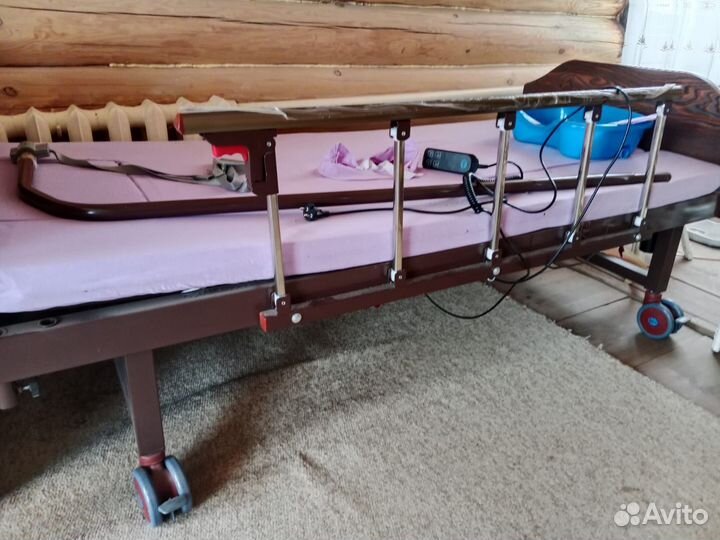 Функциональная электрическая медицинская кровать