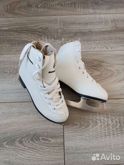 Коньки снегурки Nordway Carmen