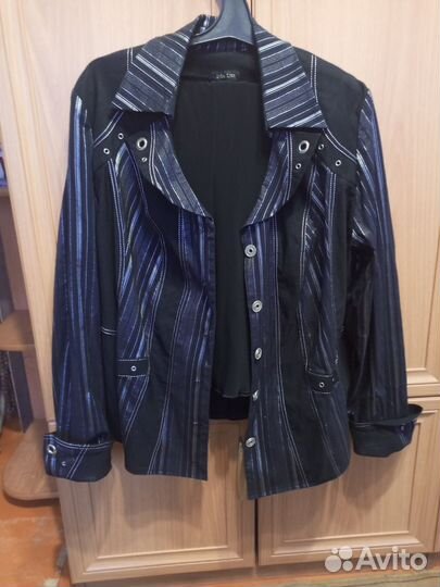 Костюм женский