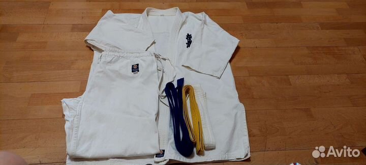 Форма для занятий каратэ (киокусинкай)